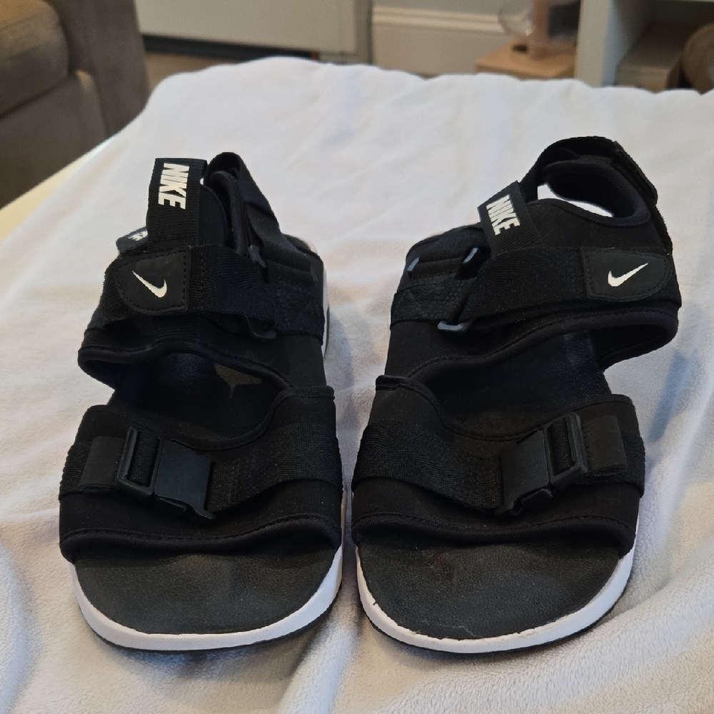 Nike Womens Black Sandals